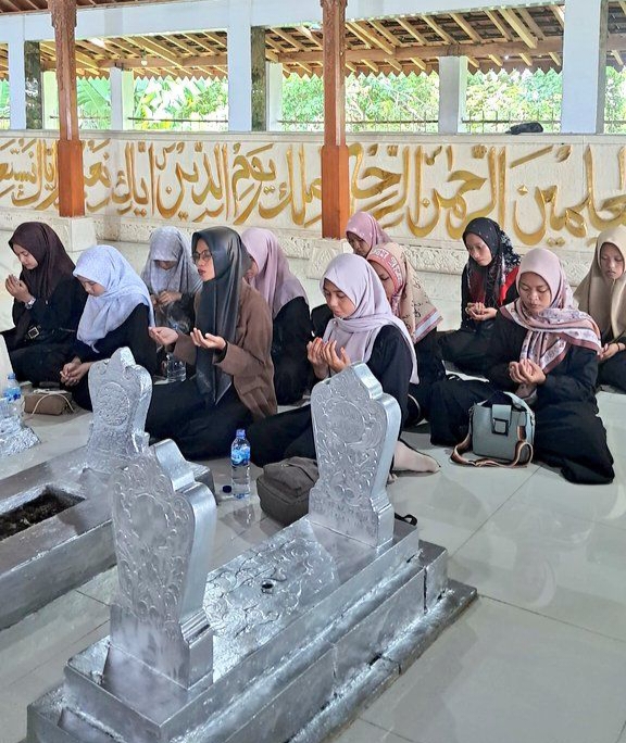 Ziarah Putra Galuh Travel
